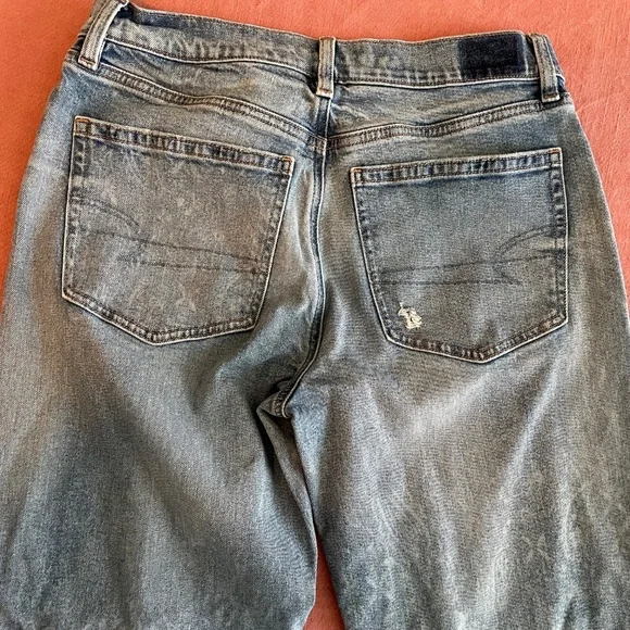 New American Eagle women’s paisley bandana print boyfriend jeans 4L fits 6 - Picture 3 of 16